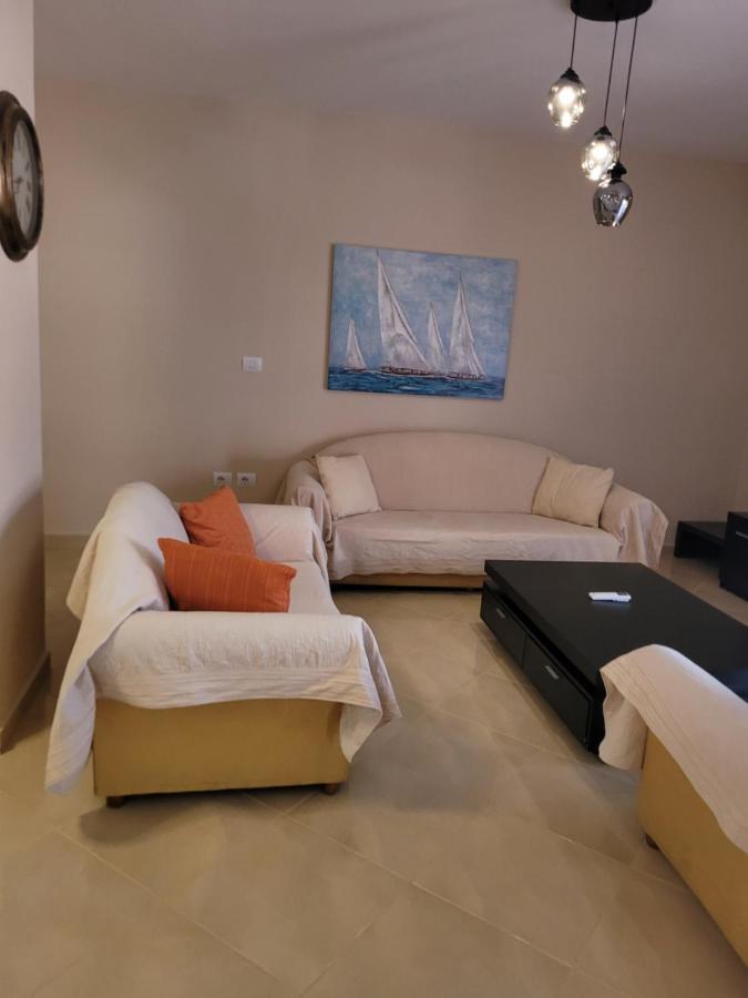 Marina Apartment Sarandë Exterior foto