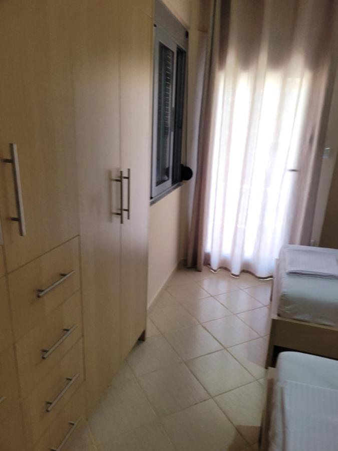 Marina Apartment Sarandë Exterior foto